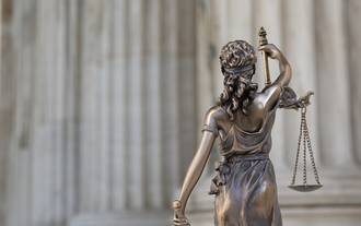 Les éléments premiers d'une philosophie morale