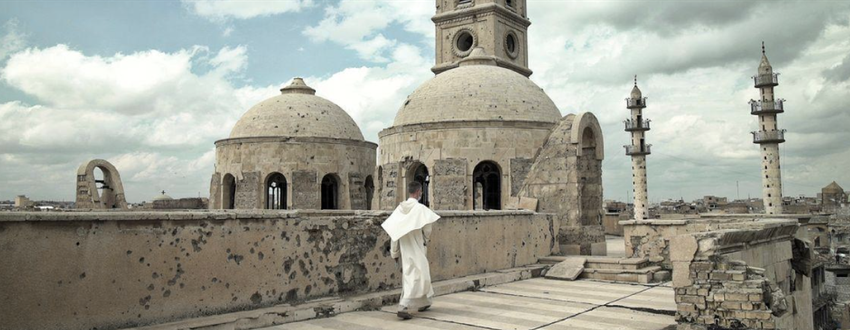 في العراق، إلى جانب البابا